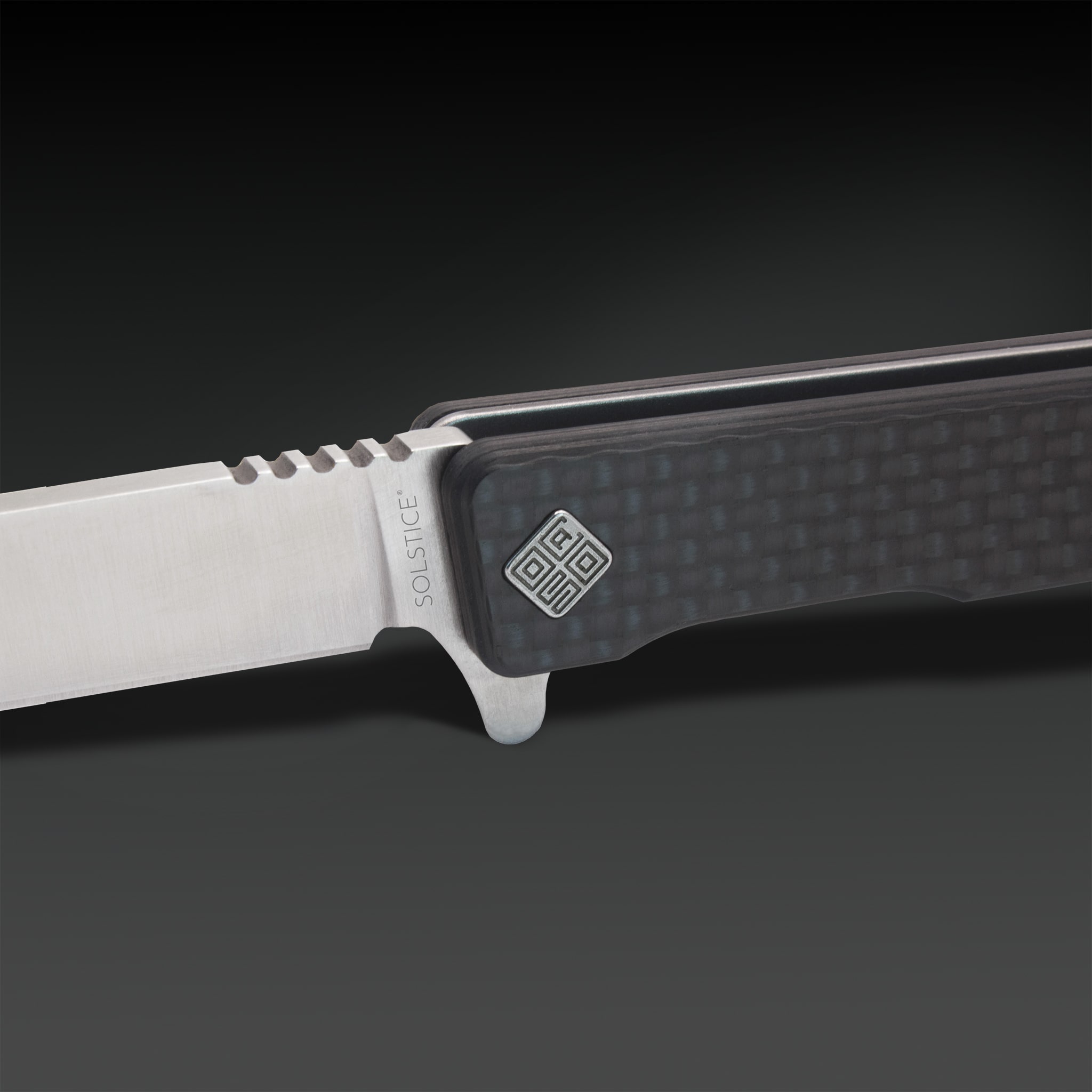 Solstice Straight Satin Carbon