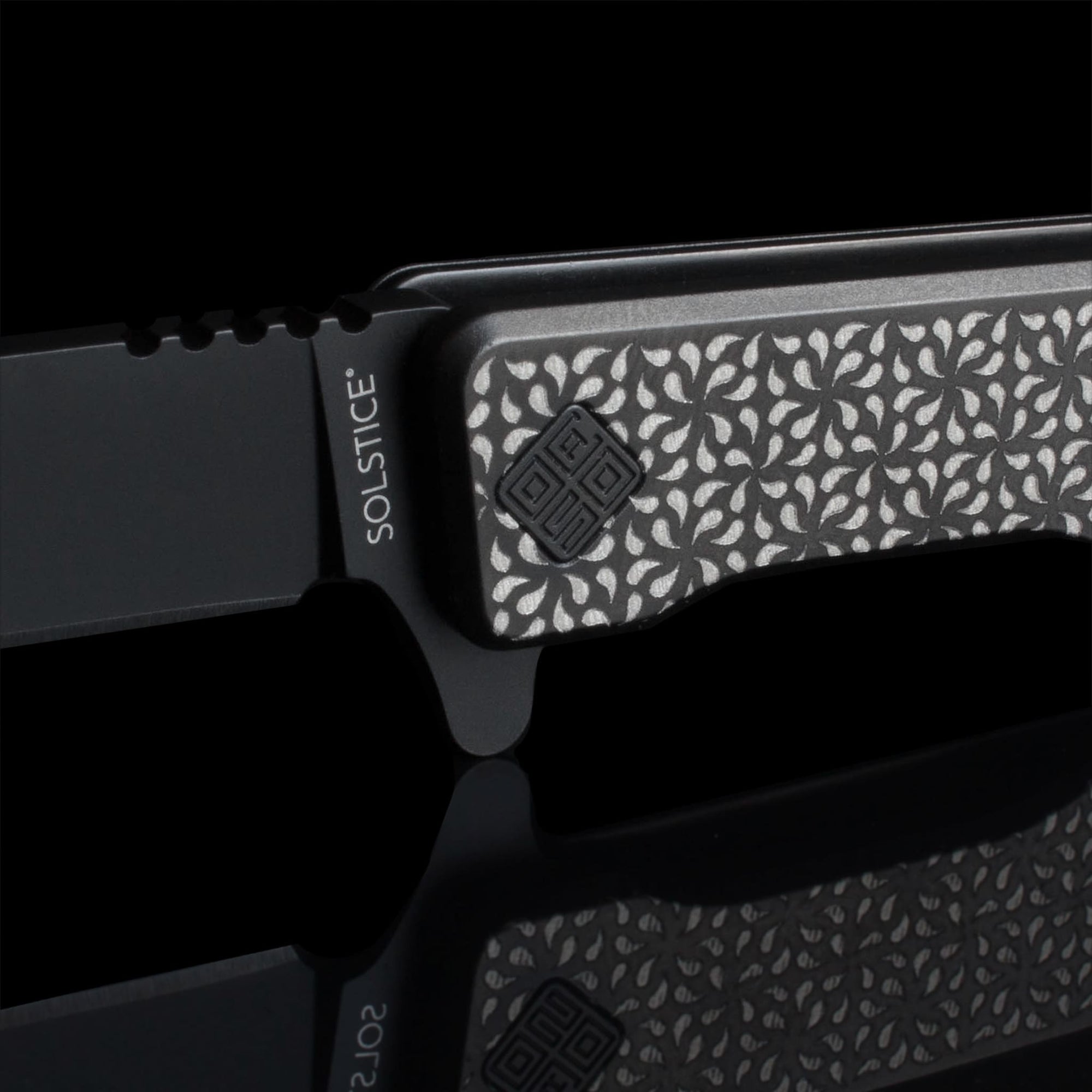 OCASO Solstice Titanium Engraved Scroll + Black